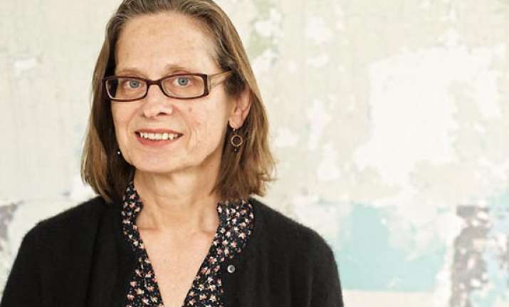 lydia davis wins man booker prize