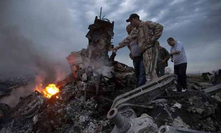mh17 passenger expresses flight jitters in video