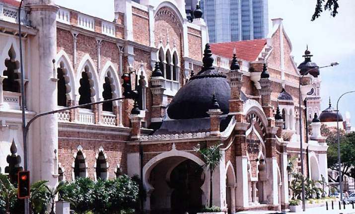 malaysia orders indian to hang for drug smuggling
