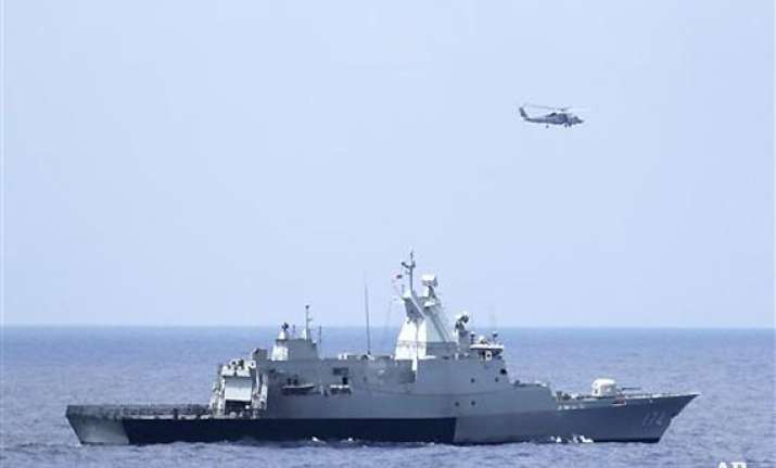 malaysian plane s search may expand to indian ocean us