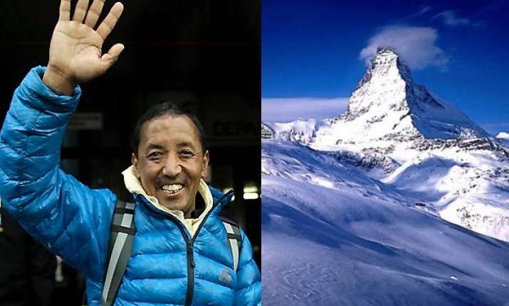 nepalese sherpa climbs everest a record 21st time