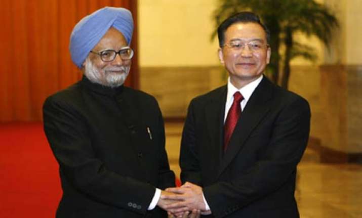 pm meets wen says india wants best of relations with china