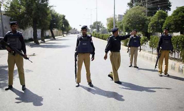 pak police claim to foil plot to attack bilawal later