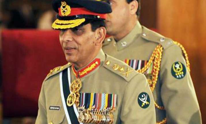 pak army chief angry over negative propaganda