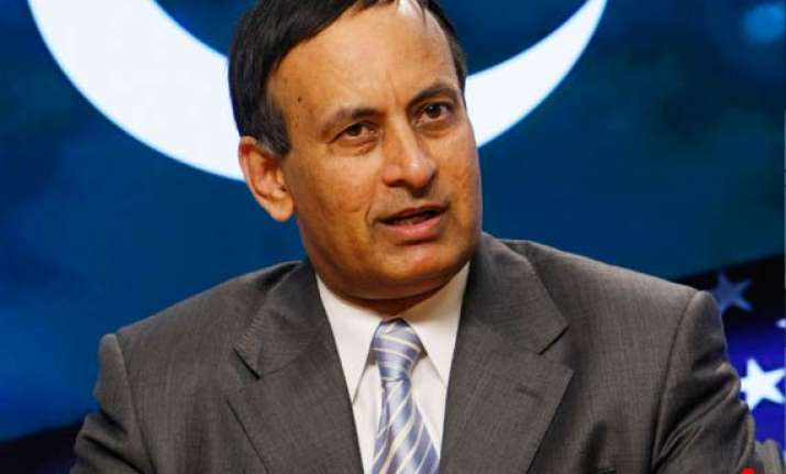 pak envoy haqqani leaves for home to explain secret memo