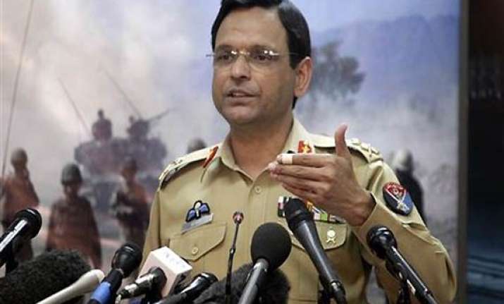 pak isi denies army major s arrest for cia links