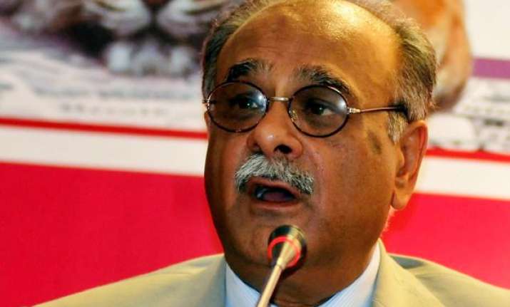 pak journalist najam sethi gets threats for criticizing army