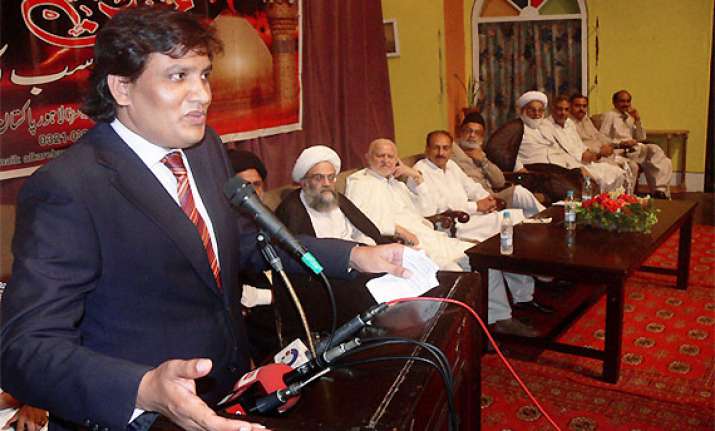 pak minister admits hindus being forcibly converted to islam