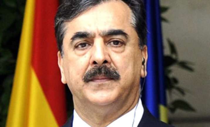 pak supreme court summons pm gilani on jan 19 issues