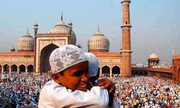 pakistan celebrates eid ul fitr