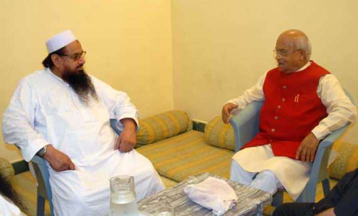 pakistan distances itself from vaidik saeed meeting