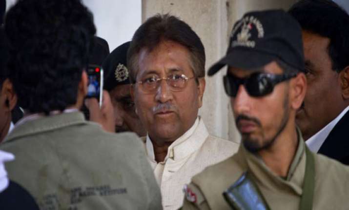 pakistan re arrests musharraf over lal masjid operation