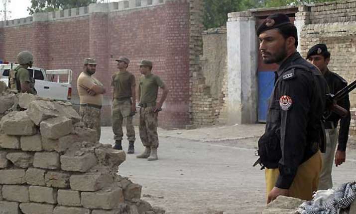 pakistan to release four indian prisoners