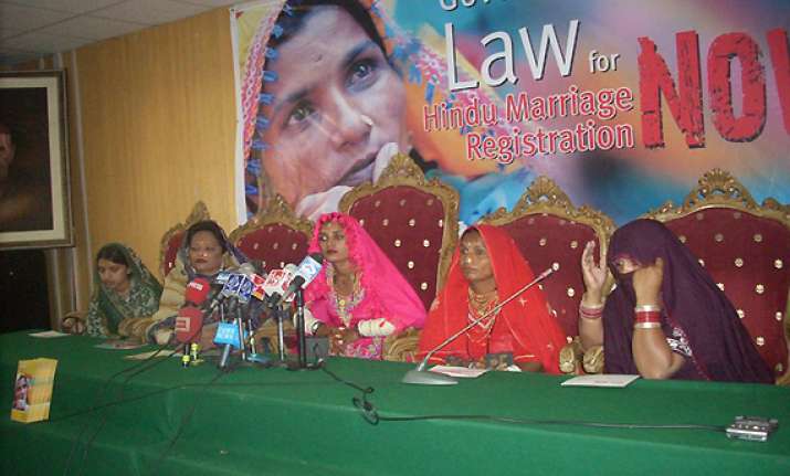 pakistan hindus demand law to register marriages