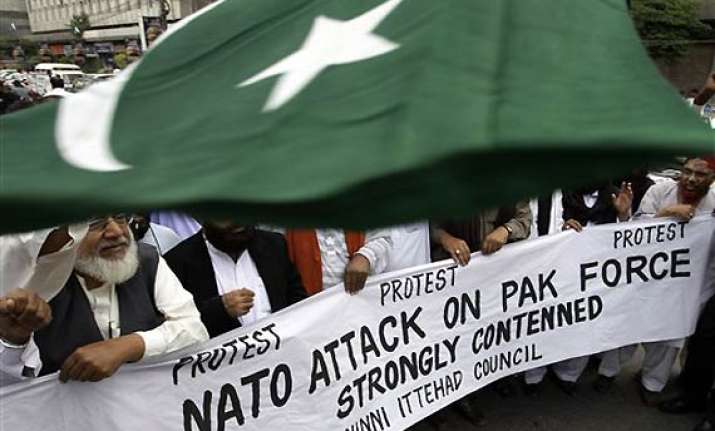 pakistan to boycott bonn meeting over nato raid