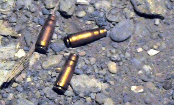 pakistani advocate two kids shot dead