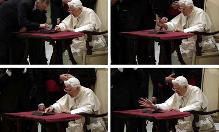 pope hits 1 million mark as he tweets dear friends