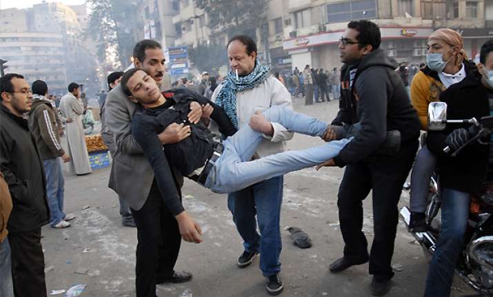 protesters reject yemen president s power transfer