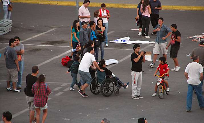 quake hits central chile no reports of deaths