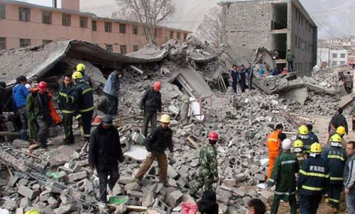 two killed 100 injured as moderate quake jolts southwest