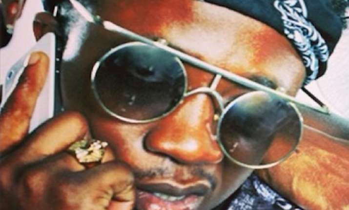 rapper tweets london attack live