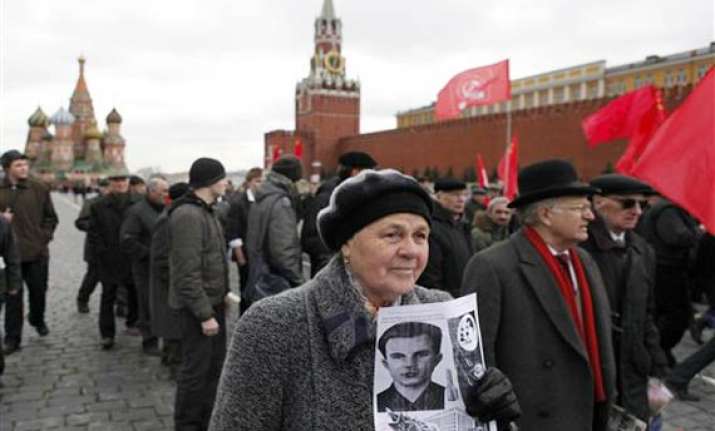 russia celebrates 50 years of human travel to space