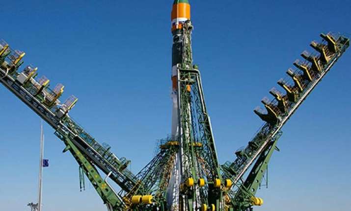 russians gecko sex satellite lost in space