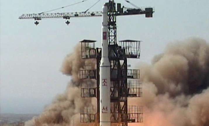 skorea warns it might shoot down nkorean rocket