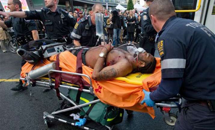shooting at toronto mall leaves one dead seven injured