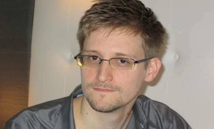 snowden may get temporary shelter if granted asylum in
