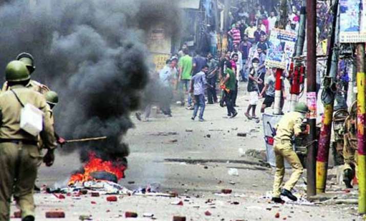 stop violence in saharanpur says pakistani daily