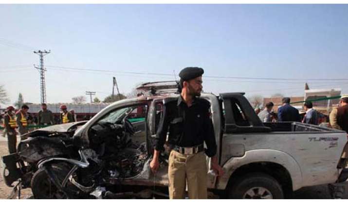 taliban kill 21 security men in pakistan