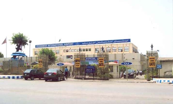 10 dead as taliban storm pakistan airport