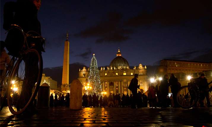 thousands enjoy merry christmas in bethlehem