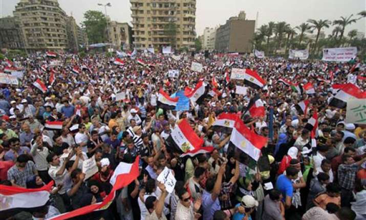 thousands flock to tahrir square for second revolution