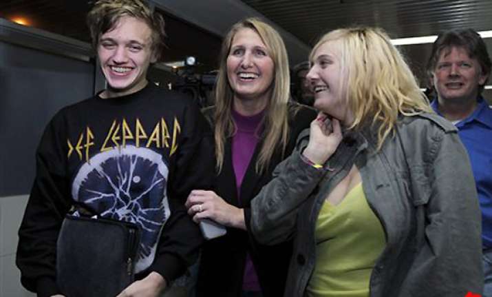 three american students arrested in cairo back in us