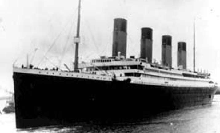 titanic captain was drunk when it hit the iceberg says