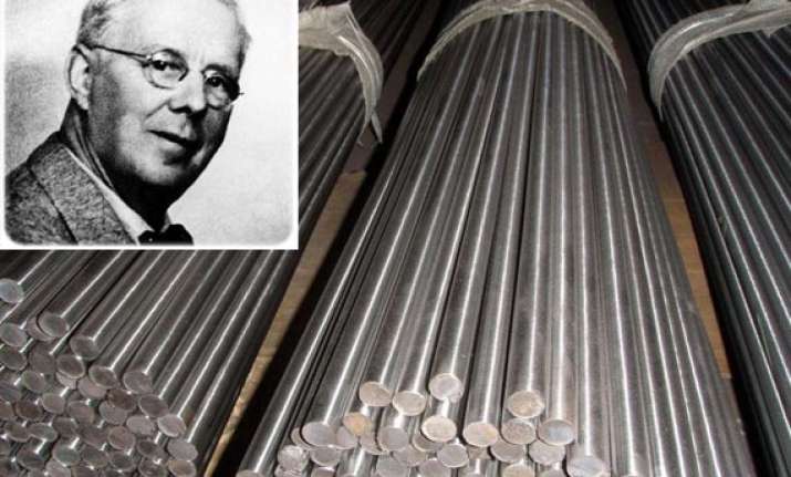 today in history invention of stainless steel by harry