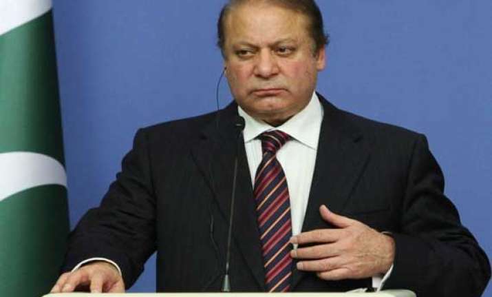 uk mps call for cut in aid to pak as sharif visits london