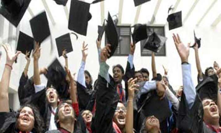 us sees dramatic surge in graduate applications from india