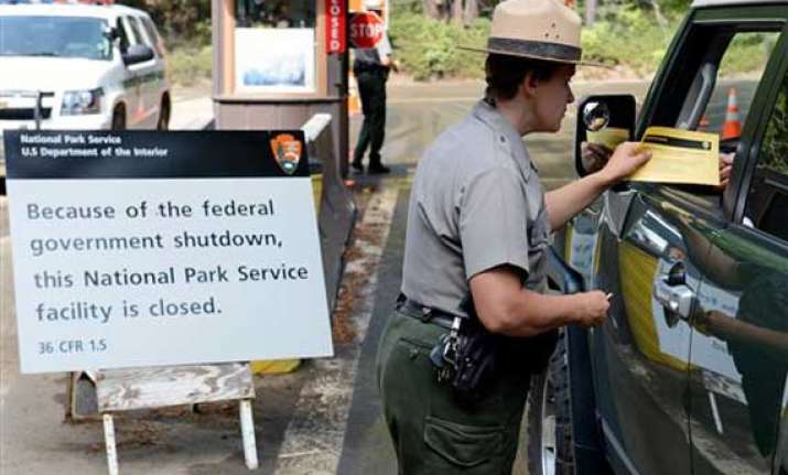us shutdown deepens fears of looming debt crisis