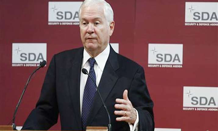 us defence secy urges patience with pakistan