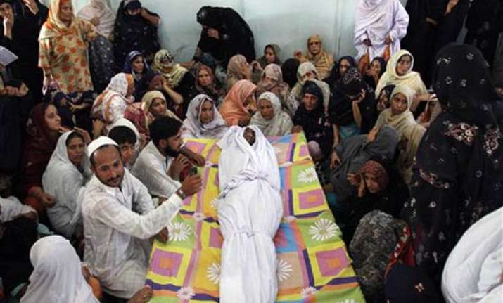 unarmed teen gunned down at point blank range by pak