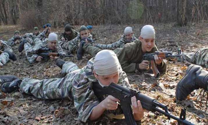 watch how russian army trains teenage kids to fire ak 47