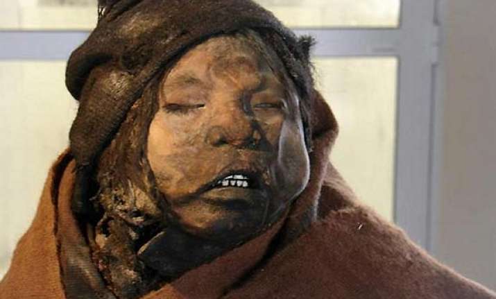 watch pics of incan girl who had been frozen for 500 years