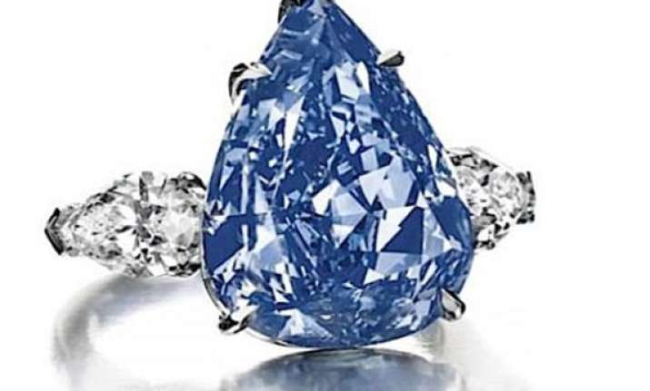 world s largest flawless blue diamond fetches 23.7 mn