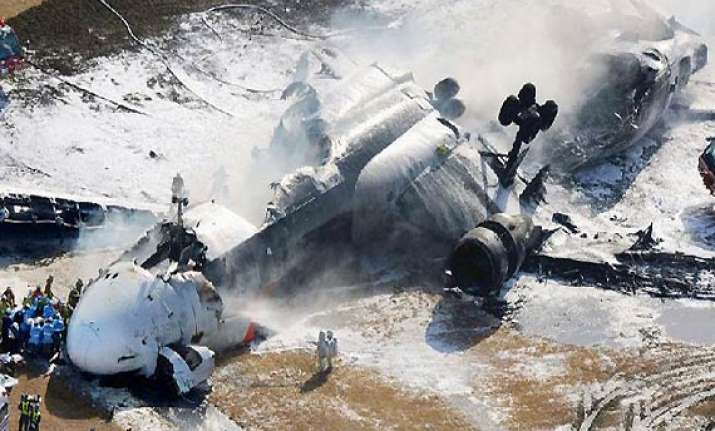 78 dead in moroccan plane crash official