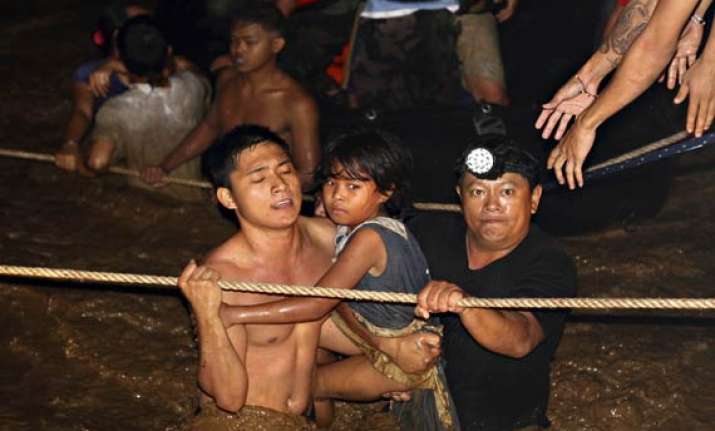 652 dead 808 missing in philippine floods