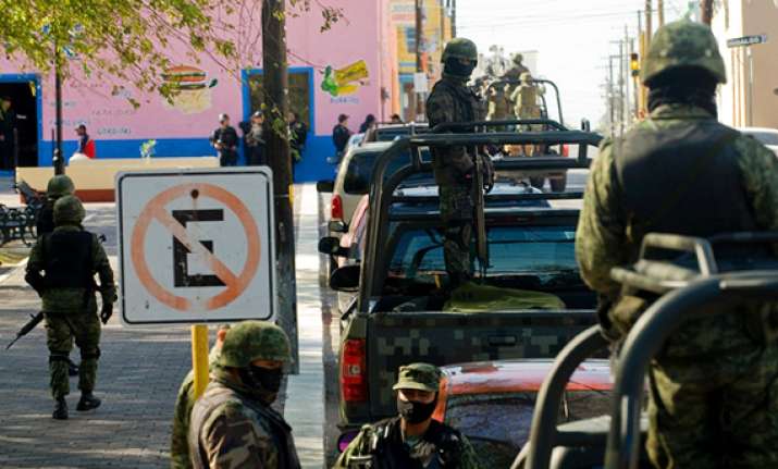 31 inmates killed in mexico prison fight