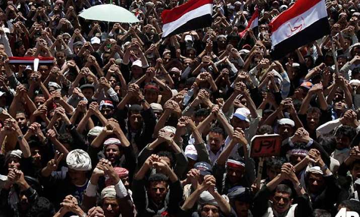 17 killed as yemen boils us pushes for saleh s removal